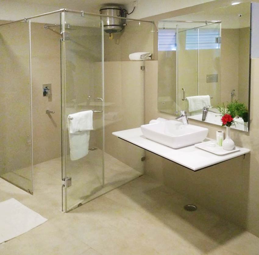 Spacious and Luxurious Bathrooms